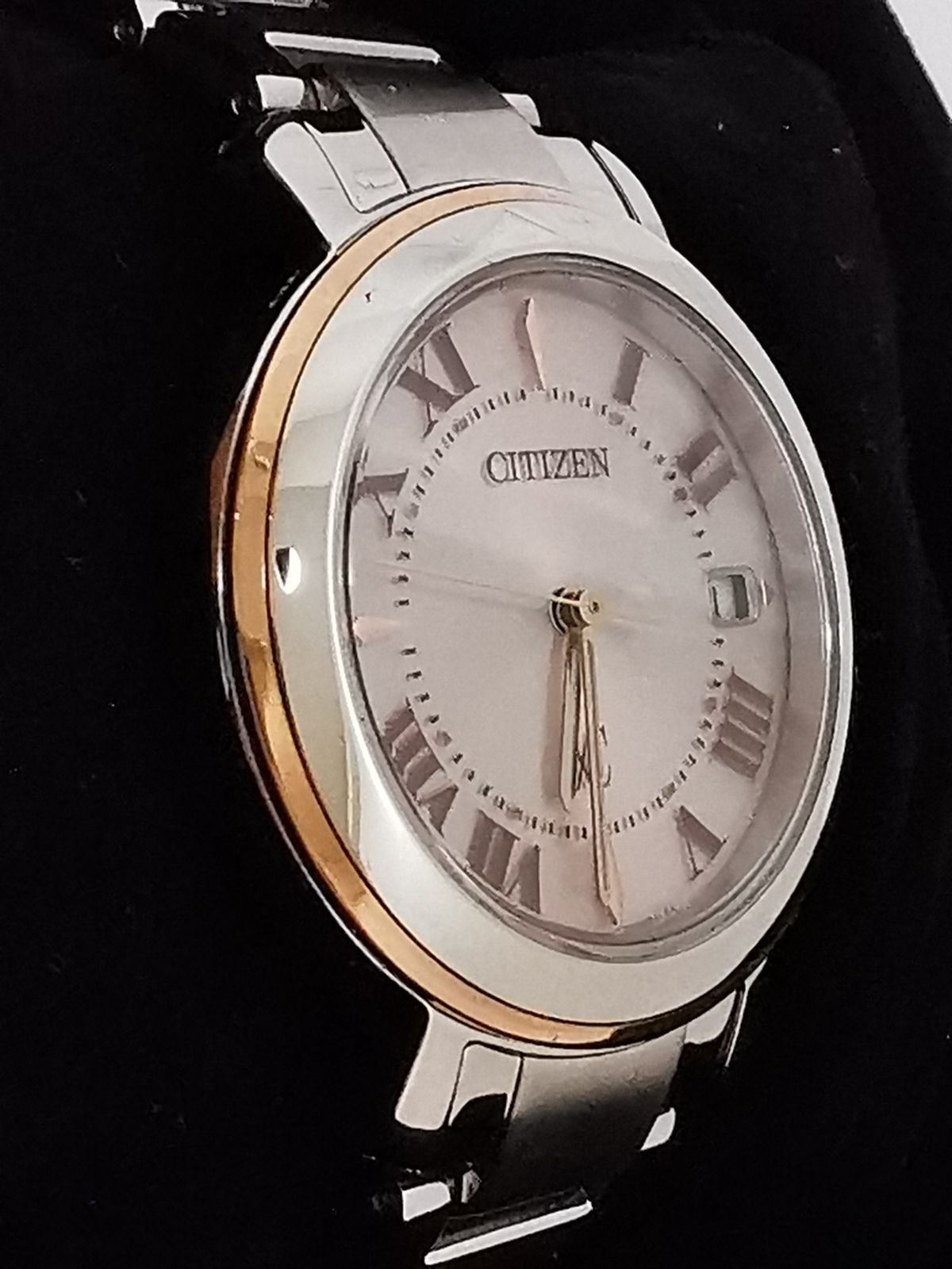 CITIZEN シチズン 腕時計 クロスシー xC EO1204-51W hikari