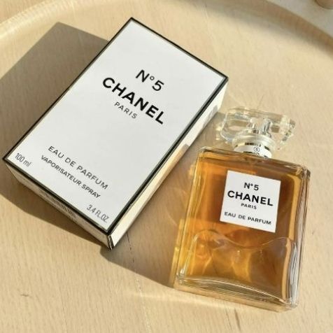 【新品未使用】 シャネル CHANEL N5 No5 オーデパルファム　香水　100ml