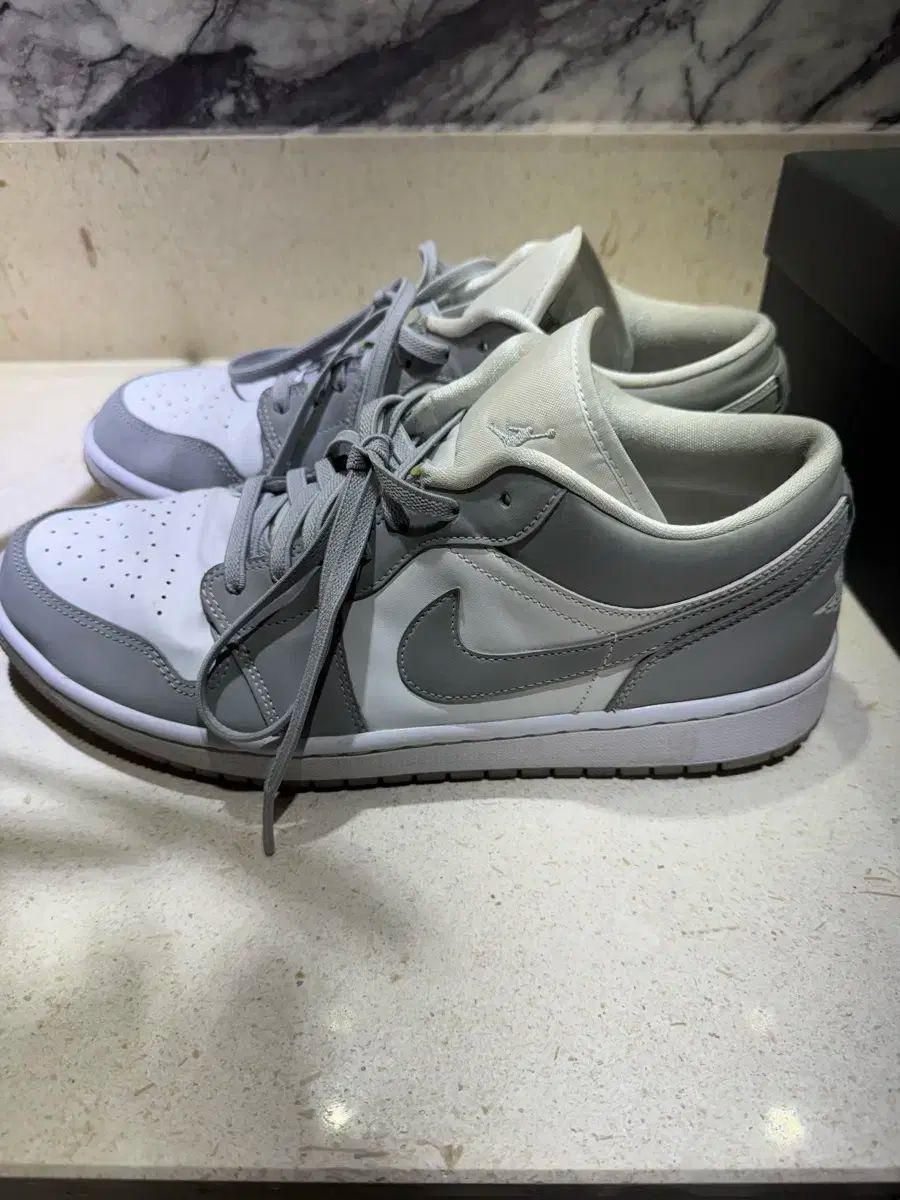 ジョーダン 1 ロー 白 ウルフグレー 290 USTAUSTRALIA_COM_AU