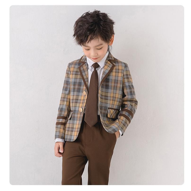 フォーマルスーツ 入学式