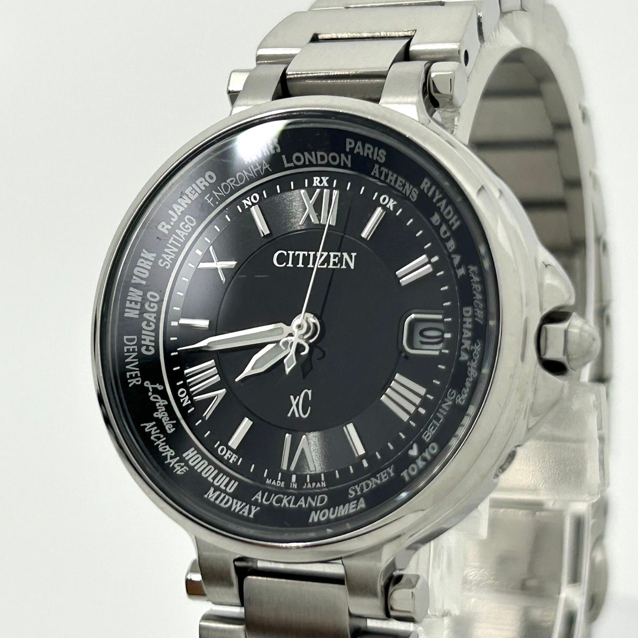 シチズン クロスシー xC 腕時計 レディース H246-T021820 エコドライブ 電波ソーラー ワールドタイム デイト アナログ 黒文字盤 シルバー ローマ数字 エレガント ビジネス オフィス カジュアル ドレスウォッチ G1