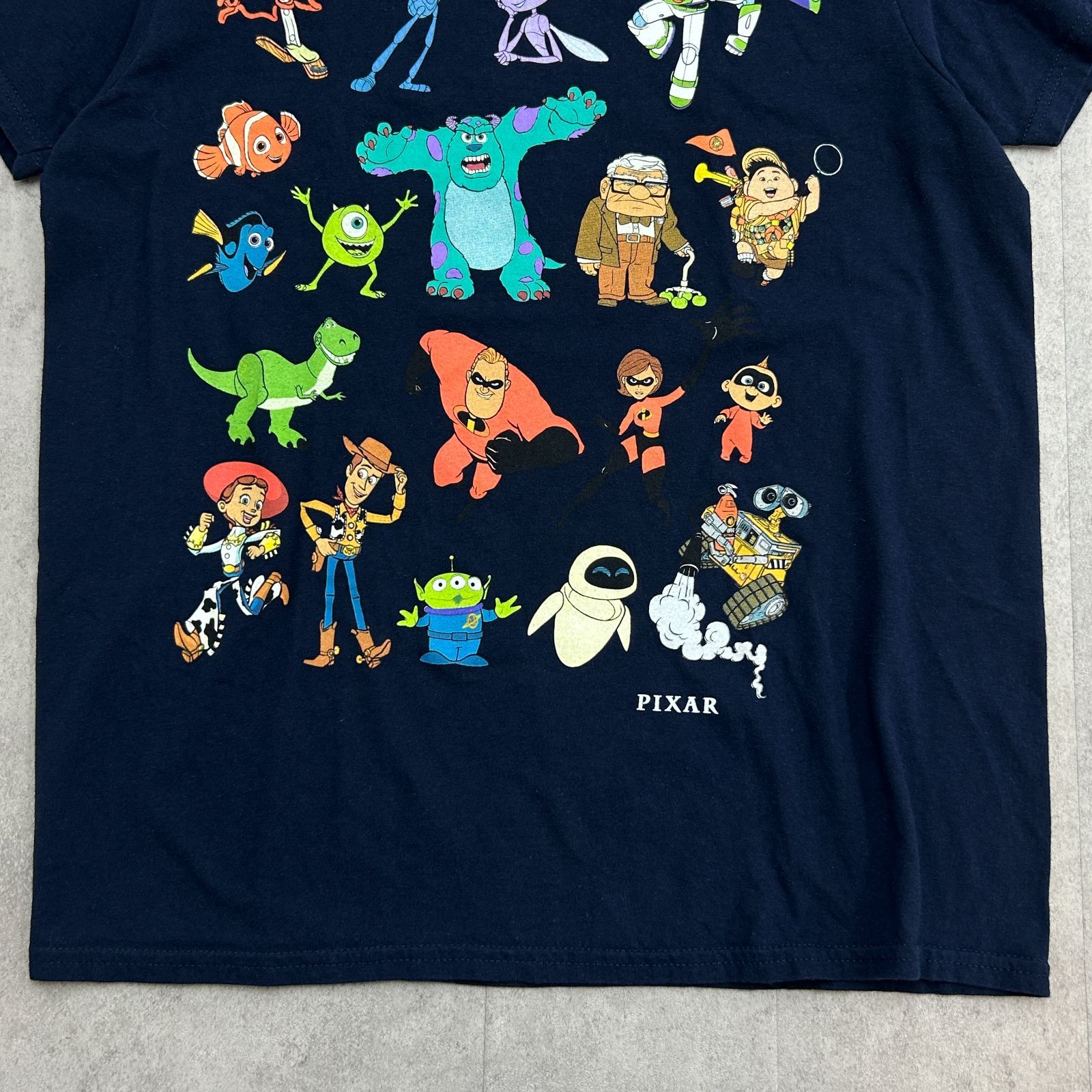古着 Pixar プリントTシャツ Tシャツ ネイビー 半袖Tシャツ 古着通販】古着 Pixar プリントTシャツ Tシャツ ネイビー 半袖T