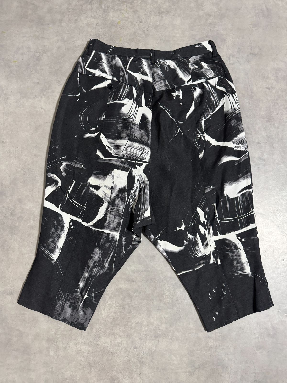 julius 2012-13FW graphic sarrouel pants Julius F/W 15-16 “sphere