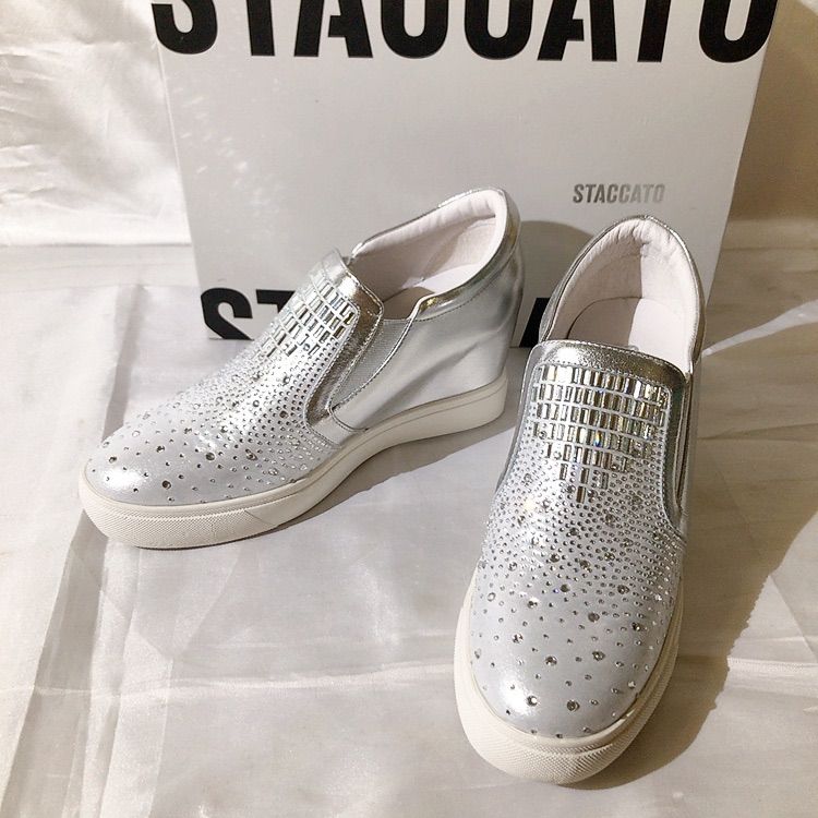 Staccato 少し シルバー スリッポン 靴 レディース