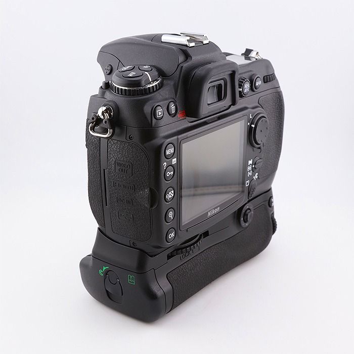 NIKON ニコン D300+MB-D10 Amazon.com : Nikon MB-D10 Multi Power Battery Pack for Nikon