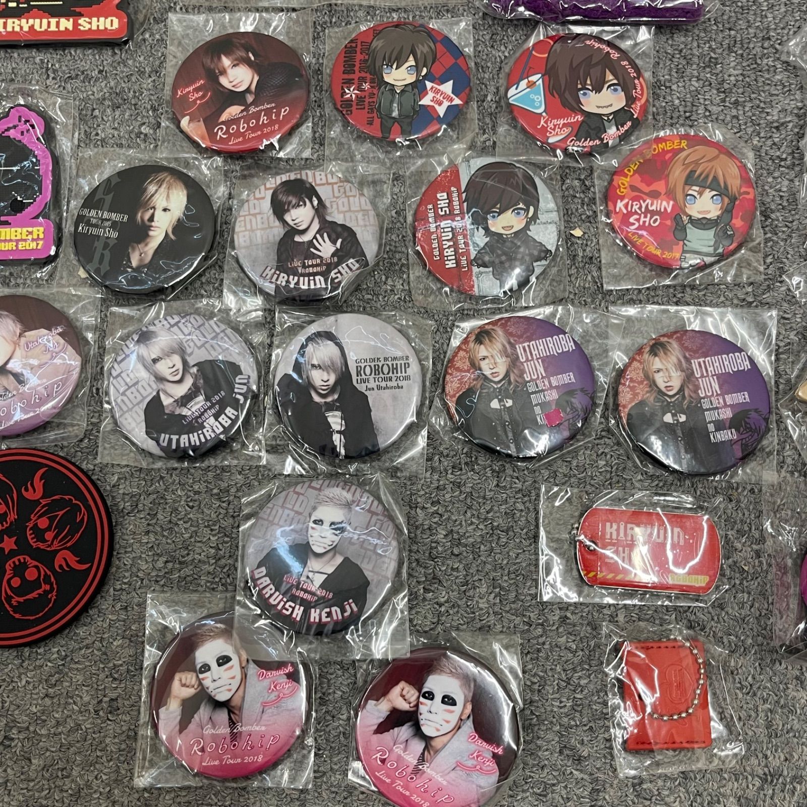 ゴールデンボンバー 鬼龍院翔缶バッチセット レアあり♡ゴールデンボンバー鬼龍院翔缶バッチセット - メルカリ
