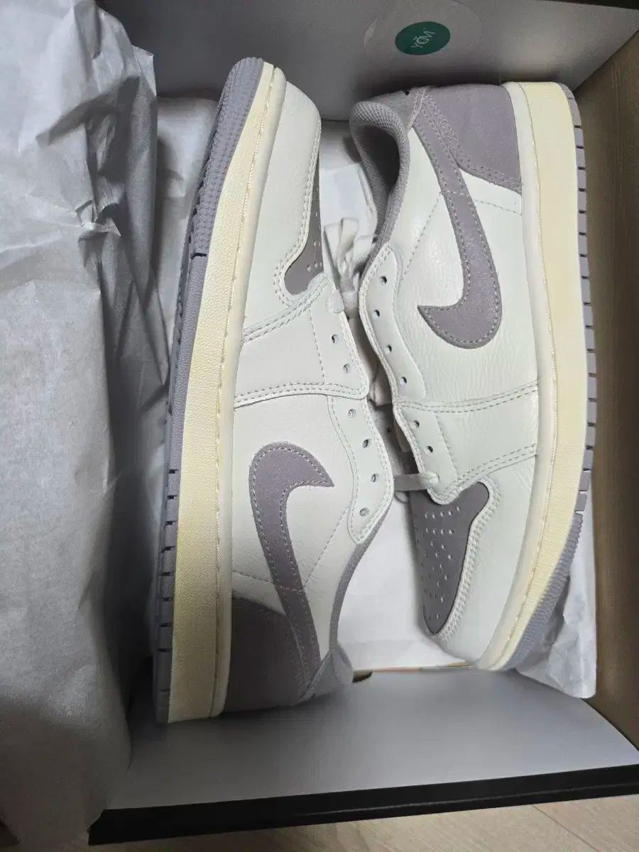 【雷市場（ポンジャン）商品韓国直送】 Jordan 1 Retro Low OG Silver