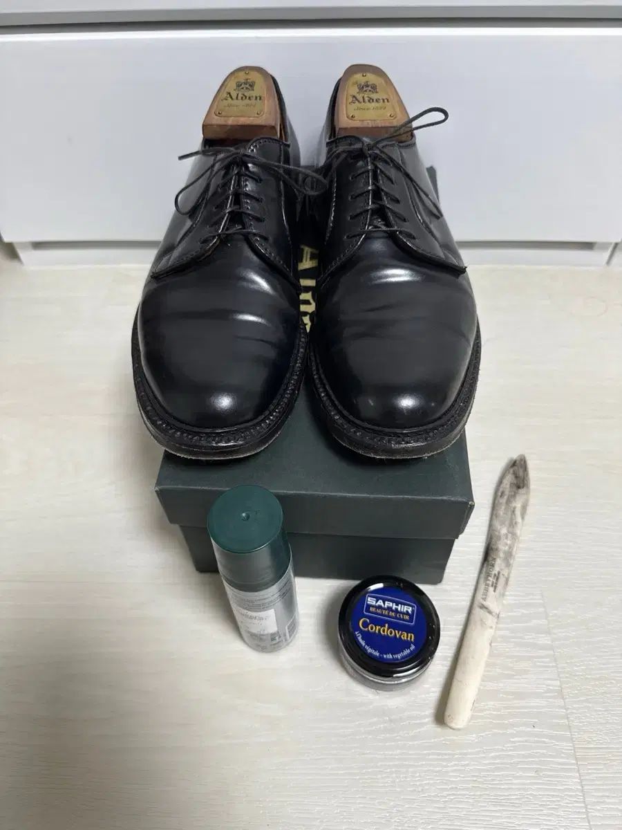 【美品】Alden × Unitedarrows 9901 ALDEN＞ 9901/プレーントゥー シューズ