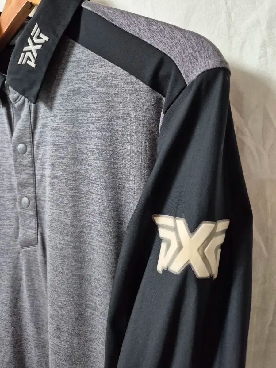 SLEEVE TOP