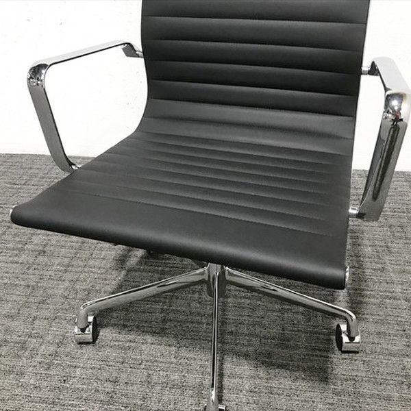 デザイナーズチェア ハイバック オフィスチェア 肘付 ブラック MARWIL-DEMENAGEMENTS_CH
