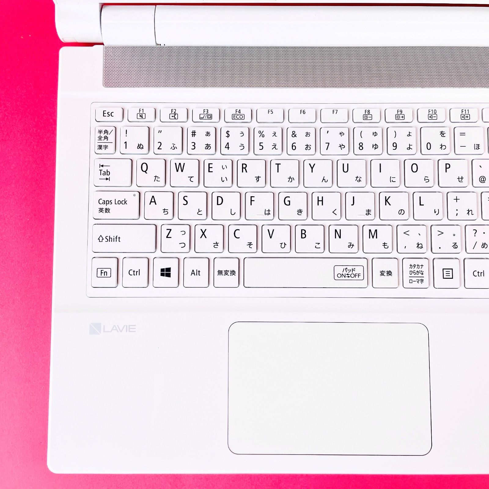 大容量SSD1TB な白