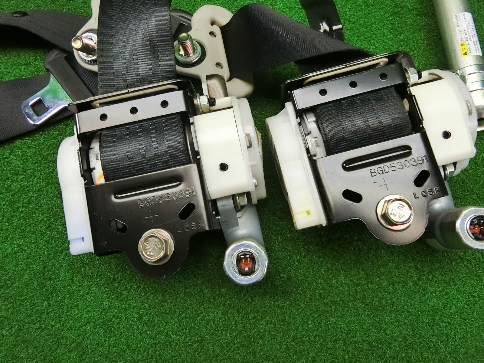 シートベルト 左右セット