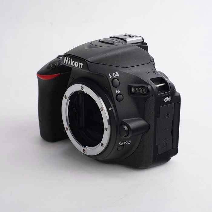 中古】(ニコン) Nikon D5500 ボディ ブラック 中古〕Nikon 中古】(ニコン) Nikon D5500 ボディ ブラック 中古〕Nikon