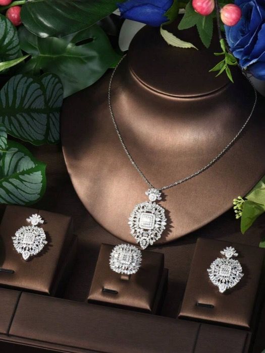 ジュエリー レディース セット 1セット ヴィンテージ中空キュービックジルコニア装飾的なジュエリー 3点セット 女性のパーティーのギフトに適しています