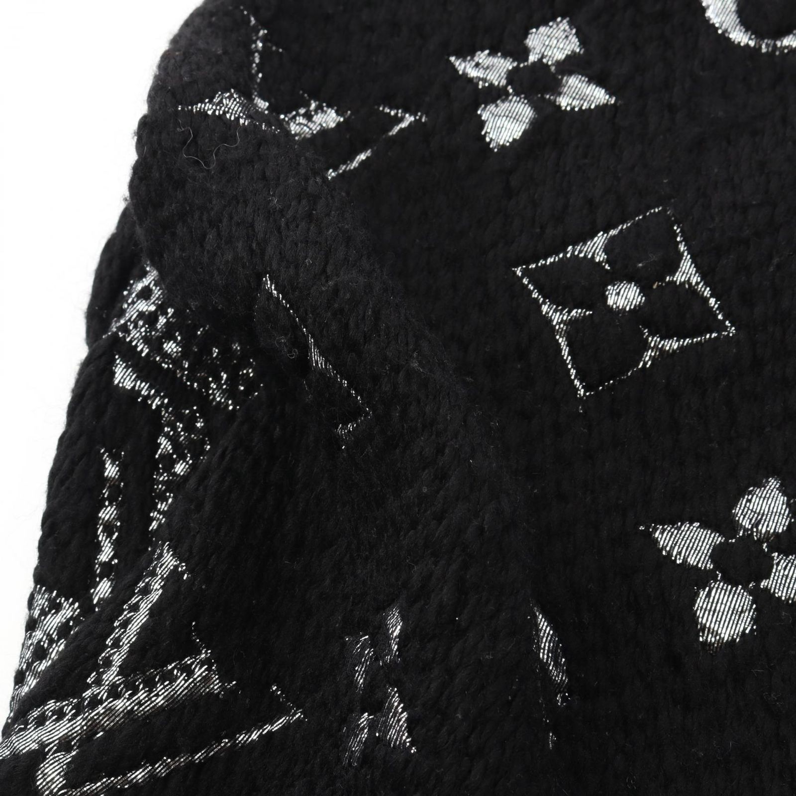鑑定済み　美品✨　ルイヴィトン　エシャルプ　メサジェ　マフラー　ロゴ　ブラック LOUIS VUITTON ルイヴィトン エシャルプ メサジェ ロゴ刺繍