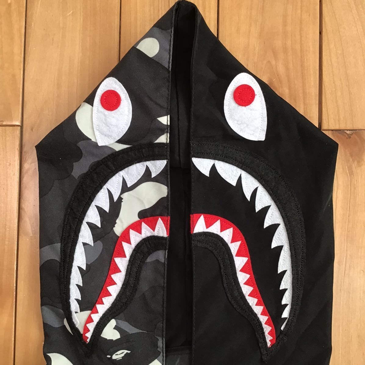蓄光 シャークパーカー BAPE shark ベイプ 000000007144 - メルカリ