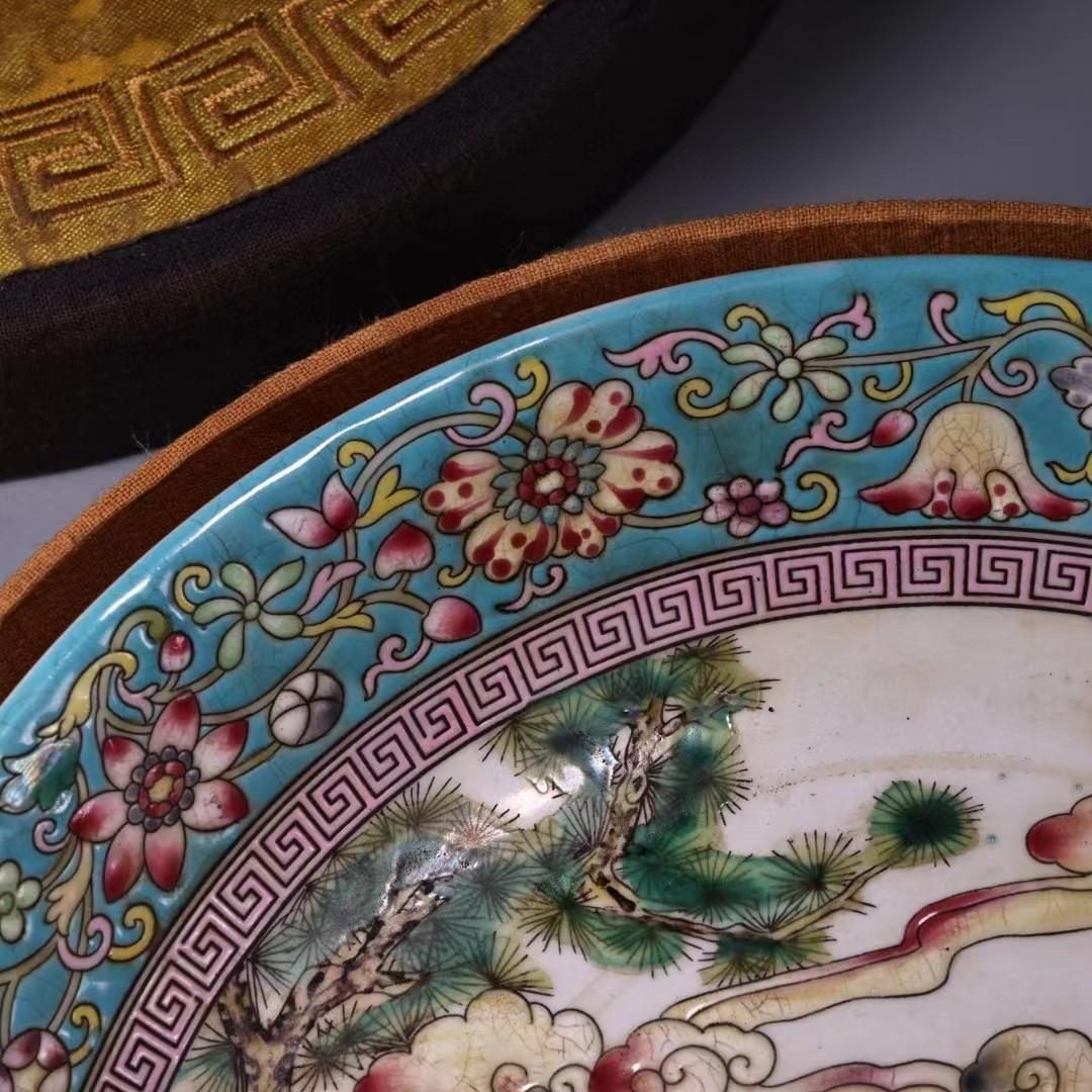 中国古美術・旧蔵粉彩・陶磁器中皿・人物風景絵・置物・純手描き・箱付・文房具・禮品 中国古美術・旧蔵粉彩・陶磁器中皿・人物風景絵・置物・純手描き