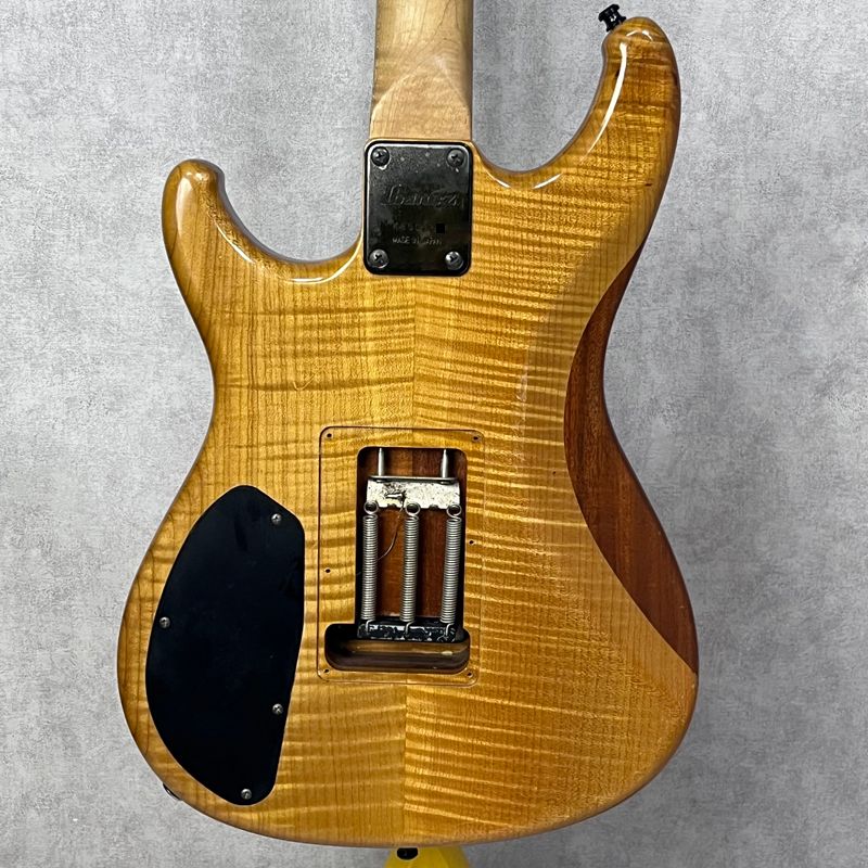Ibanez |