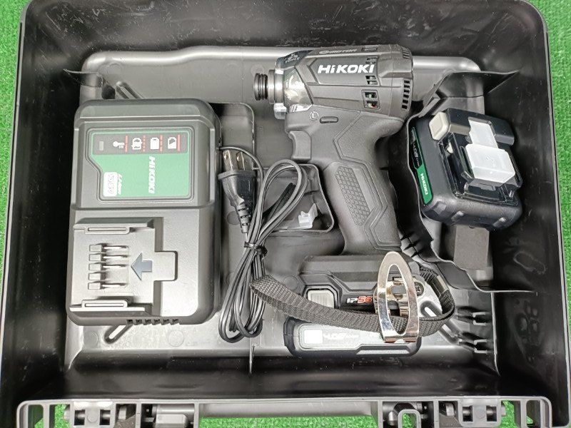 ◎HiKOKI ハイコーキ 10.8V 充電式 インパクトドライバー ストロングブラック 蓄電池 充電器付 WH12DCA 2LSB 長期 です
