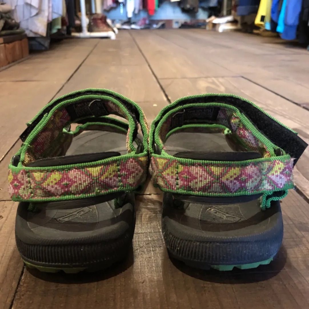 teva 安い サンダル21.5cm