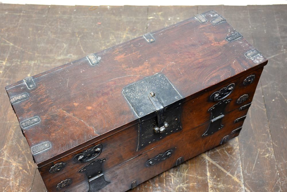 アンティーク家具 アジアンスタイル 木製彫刻家具 5段 収納家具｜バリ