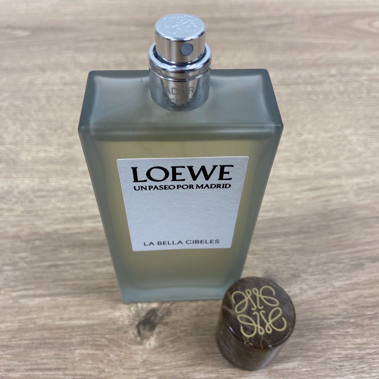 LOEWE ロエベ UN PASEO POR MADRID ウン パセオ ポル マドリード LA