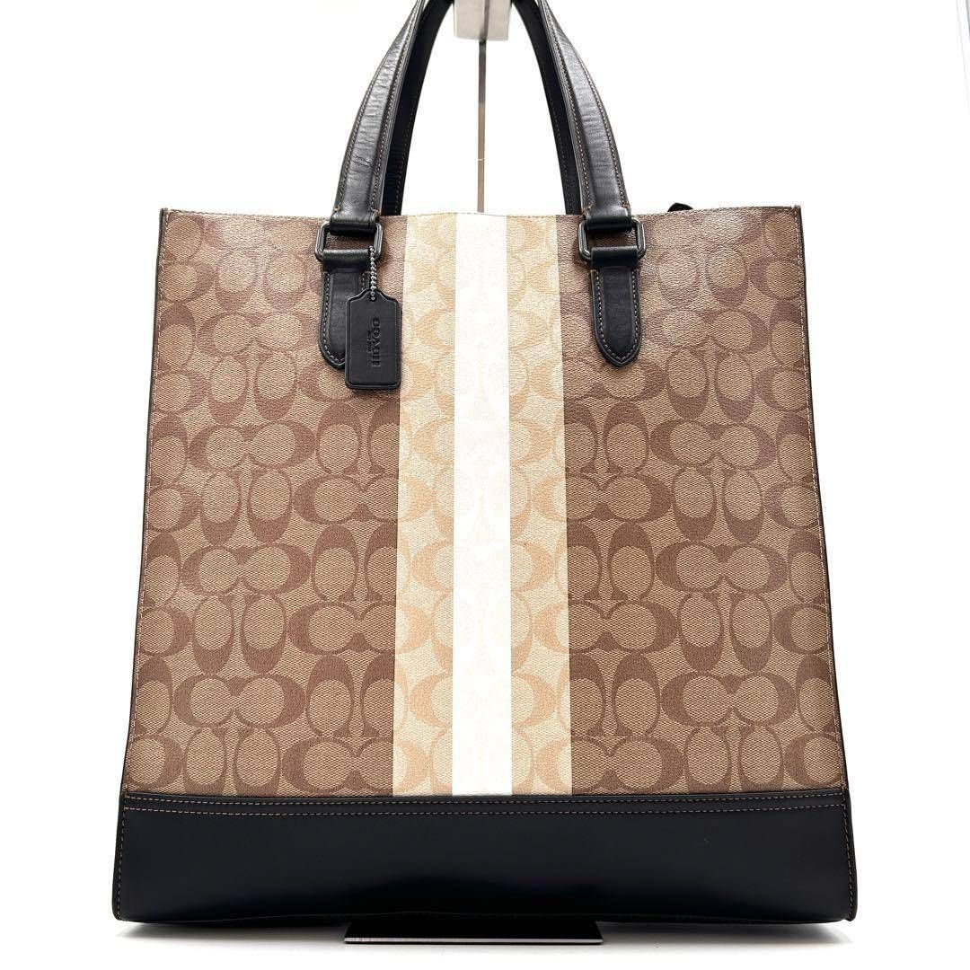 極美品 コーチ 2wayグラハム ストラクチャード トート シグネチャー 黒 極美品 コーチ 2wayグラハム ストラクチャード トート