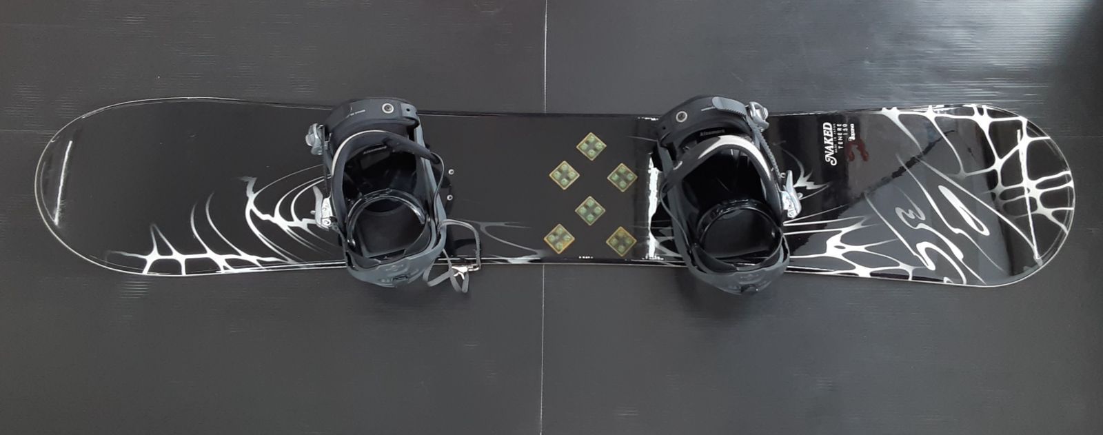 NAKED スノーボード板 ビンディング セット 150cm ブラック - メルカリ