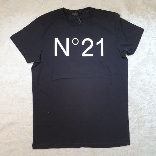 新品・未使用】N°21 KIDS ロゴTシャツ ブラック N21173N0153