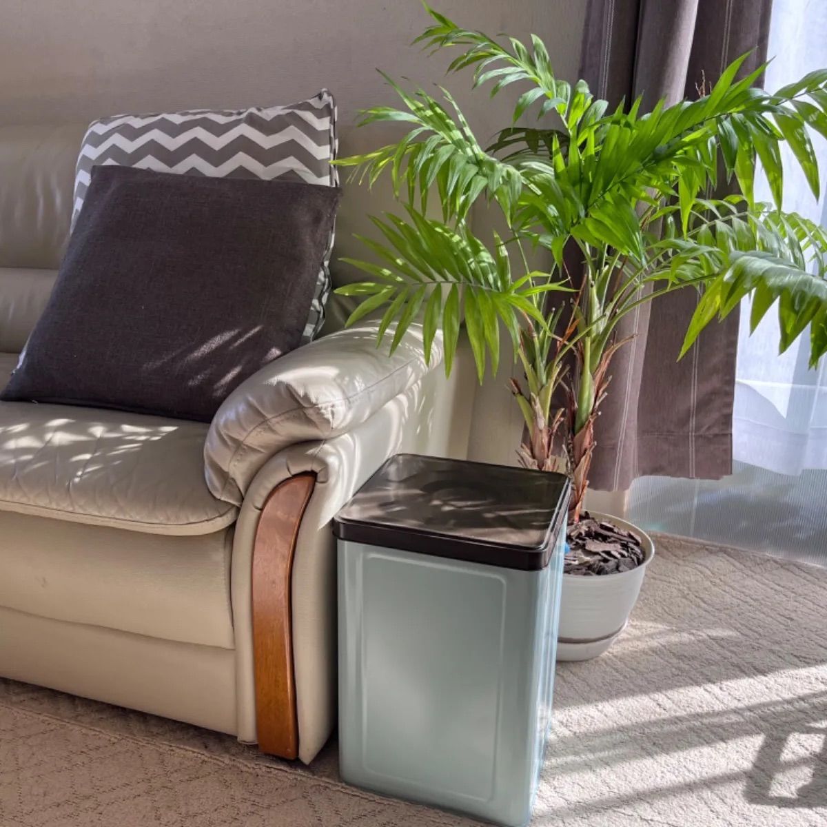 リメイク缶　デザインボード蓋型 蓋付きリメイク一斗缶（ダークブラウン×人気色グリーン鍵タイプ） 収納