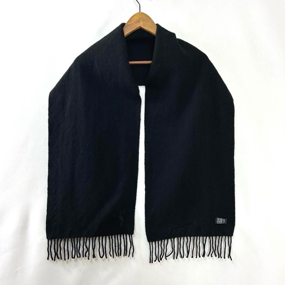 Yves Saint Laurentの黒のマフラー、ウール１００％イタリア製！。 フォロワー様クーポン配布中！】イタリア製 made in Italy YVES SAN