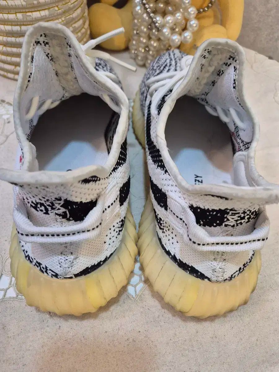 アディダス イージーブースト