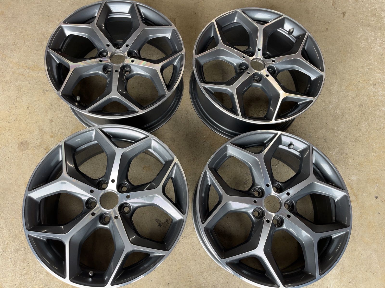 BMW X1 F48 X2 F39 Xライン ホイルのみ 純正品 18インチ 4本セット