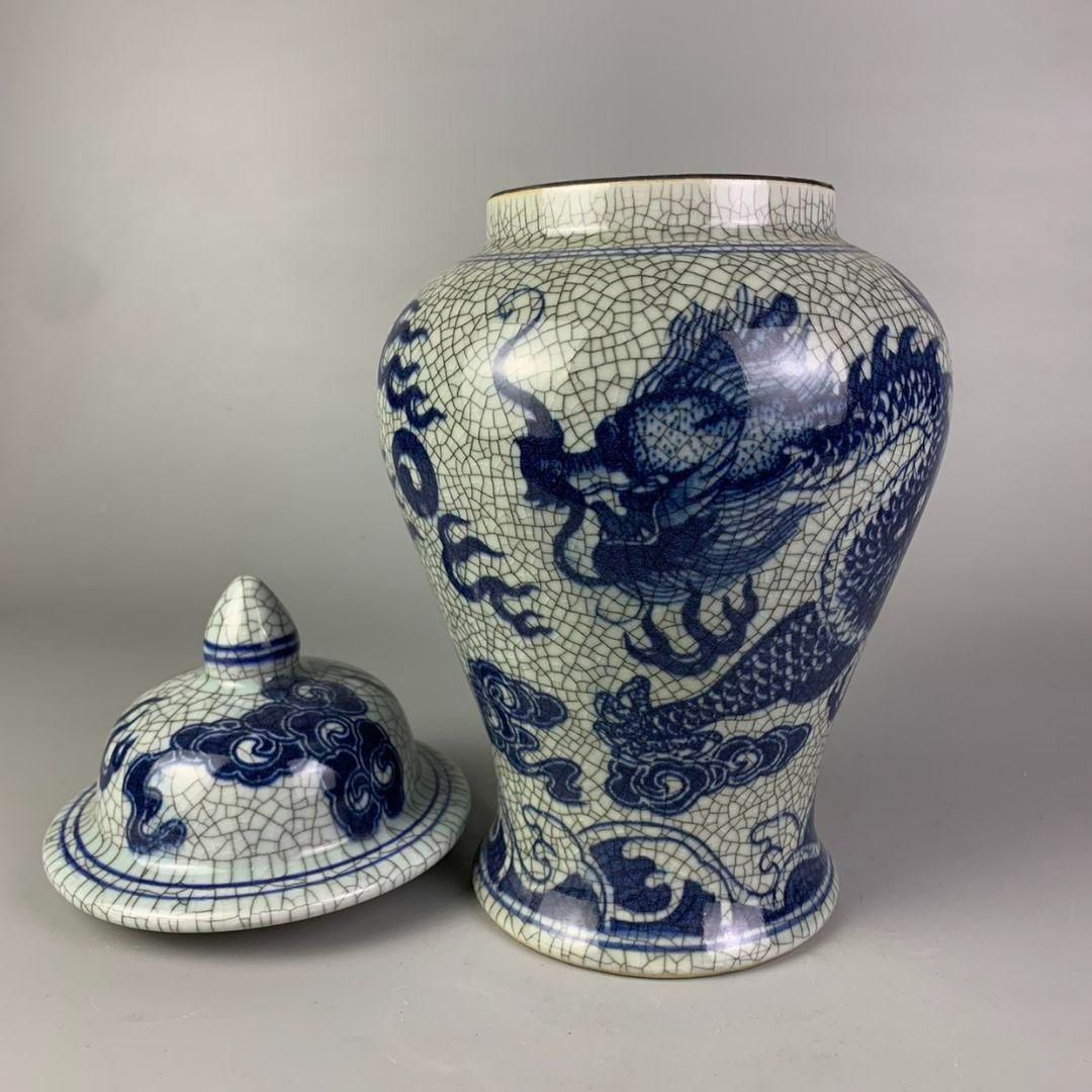 青花龍紋喜珠図将軍缶 風水 置物 景徳鎮 陶磁器 装飾品現代工芸品 美術品 置物 青花龍紋喜珠図将軍缶 風水 置物 景徳鎮 陶磁器 装飾品現代工芸