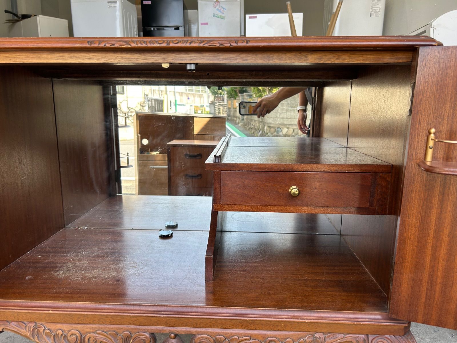 希少品】英国アンティーク Cocktail Cabinet - メルカリ