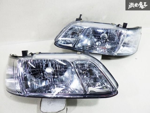 美品　ローレル　C35 HID ヘッドライト 左側　日産 日産（NISSAN） HID変換 LED ヘッドライトバルブ ロービーム D2R