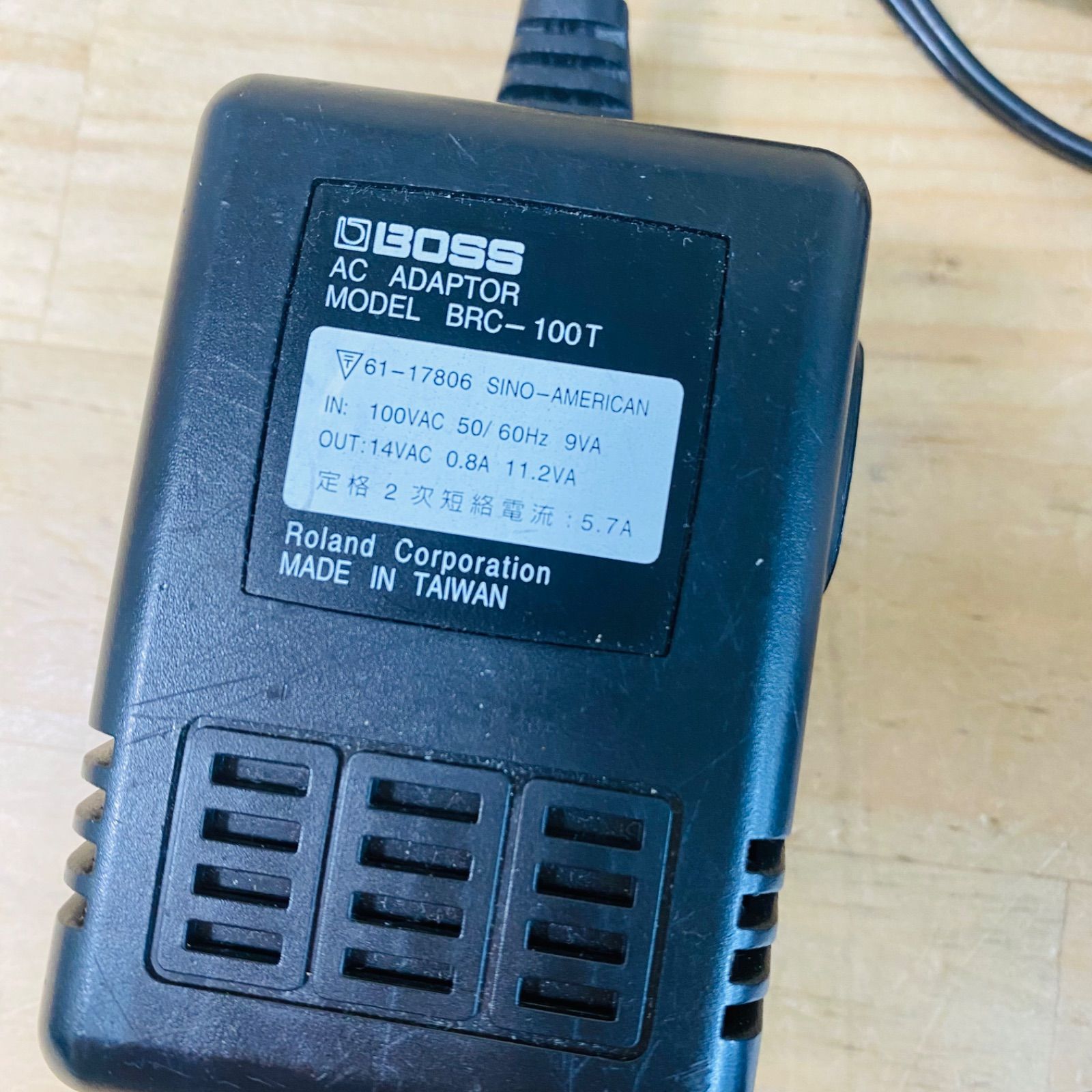 K3187410 ボスBOSS ACアダプター BRC-100T エフェクター 14VAC - メルカリ