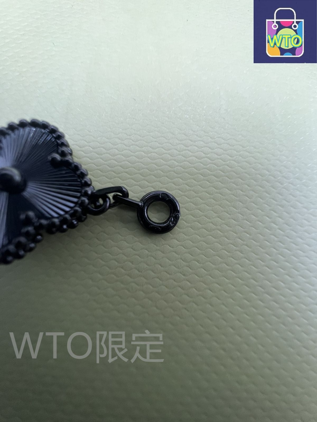 Van Cleef & Arpels] ヴァン クリーフ＆アーペル 四つ葉の