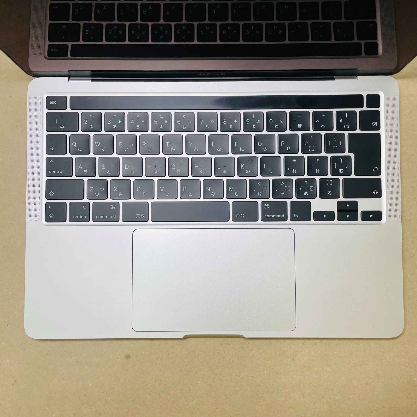 Apple MacBook Pro 13インチ 2020 i5 16GB SSD 512GB シルバー Apple MacBook Pro 13インチ 2020 i5 16GB SSD 512GB シルバー