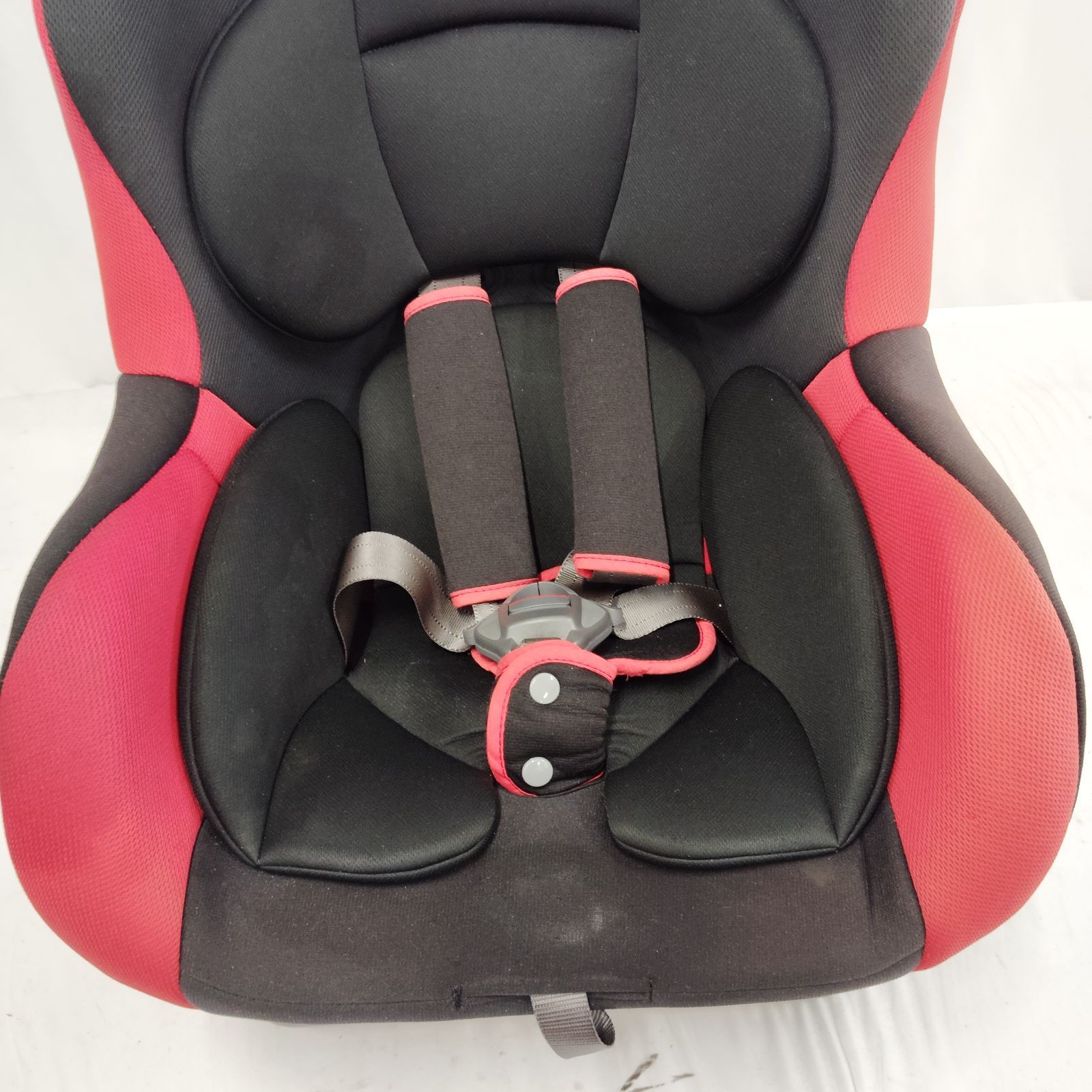 Combi 車用チャイルドシート 黒/赤 ウィゴー 新生児から Combi