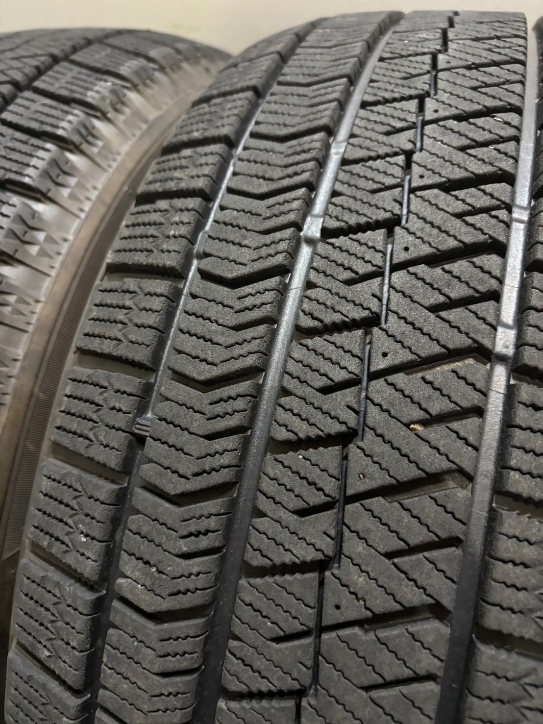 18年製 スタッドレス