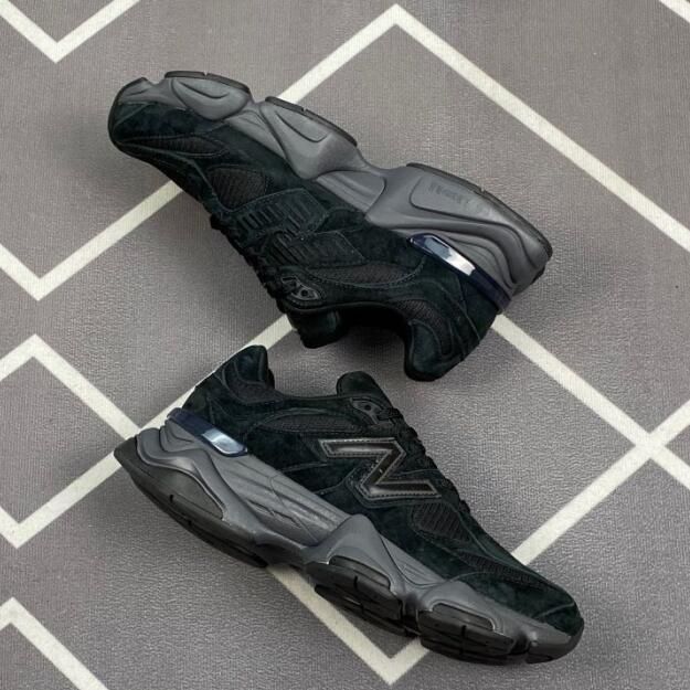 NEW BALANCE 9060 TRIPLE BLACK ニューバランス 9060 トリプル NEW BALANCE 9060 TRIPLE BLACK ニューバランス 9060 トリプル