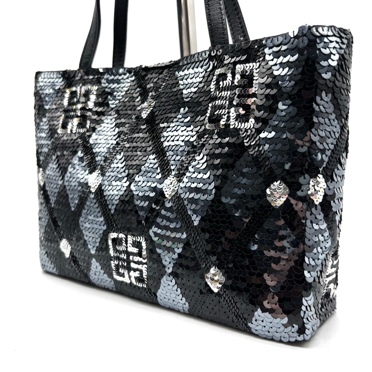 ✨美品✨ GIVENCHY ジバンシー ハンドバッグ 4G柄 総柄 レザー