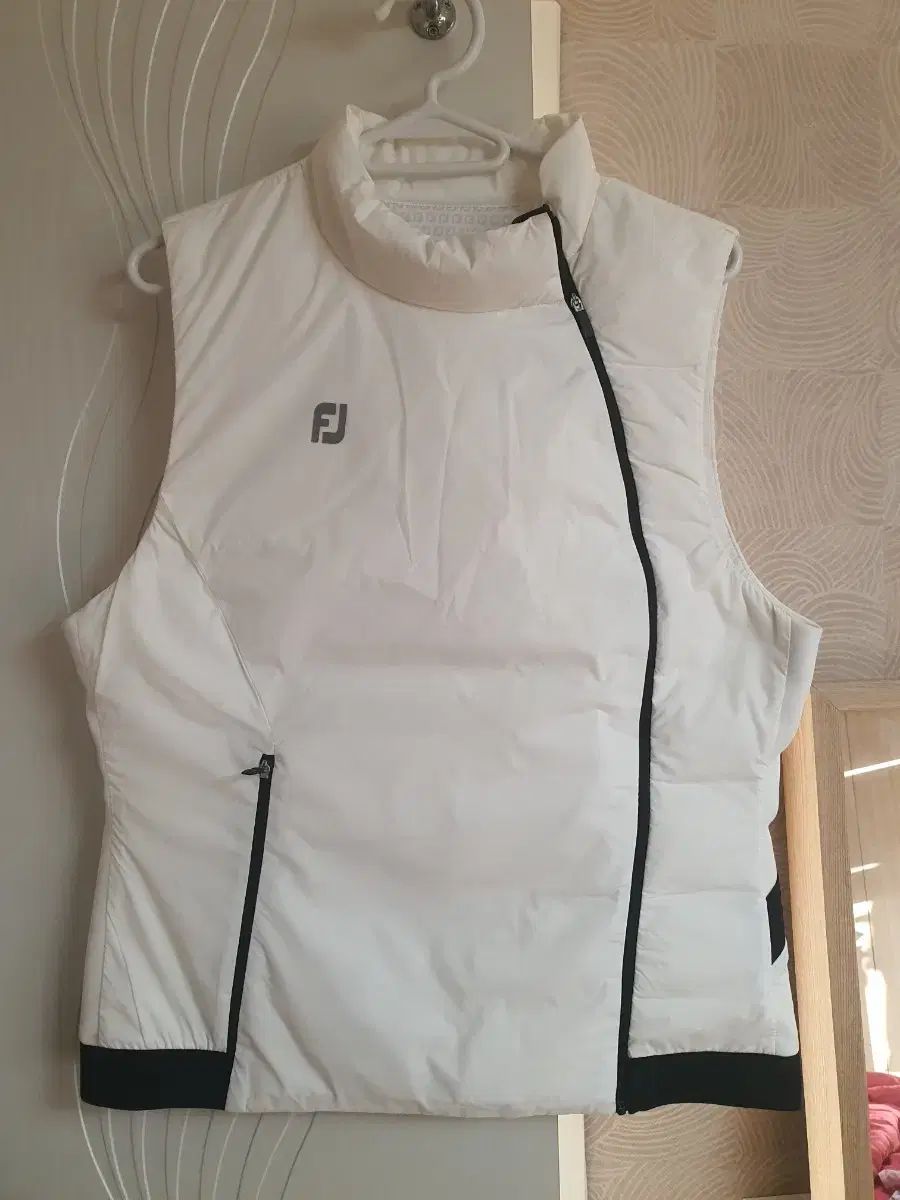 【雷市場（ポンジャン）商品韓国直送】 FootJoy(フットジョイ) グースダウン