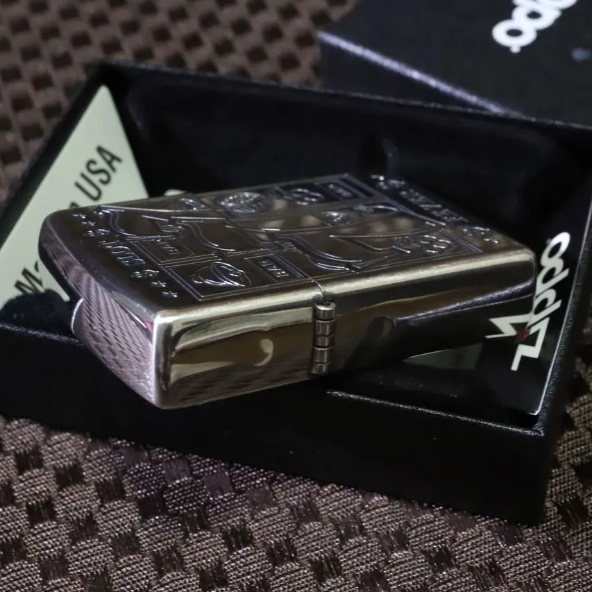 【ZIPPO】ジャックポット 777 スロット シルバー 両面加工 幸運 ジッポ スリーセブン ラッキー zippo パチンコジッポ パチスロジッポ クリスマスプレゼント GOGO ビックボーナス