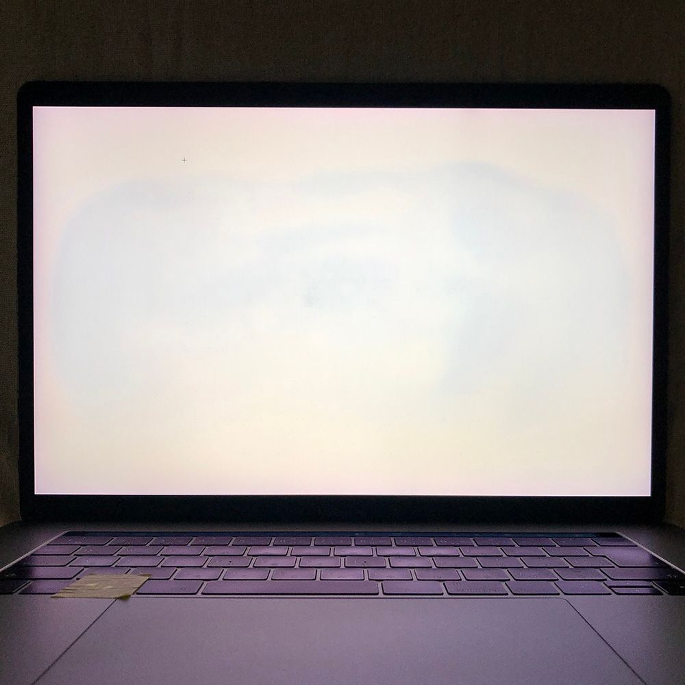 ◇ジャンク品・本体のみ◇Apple MacBook Pro (15-inch, 2017) 【Touch  Bar・i7・16GB・256GB・Radeon Pro 560】☆画面表示異常他A1707 EMC3162/LT-JUNK-241018（241544）  - メルカリ