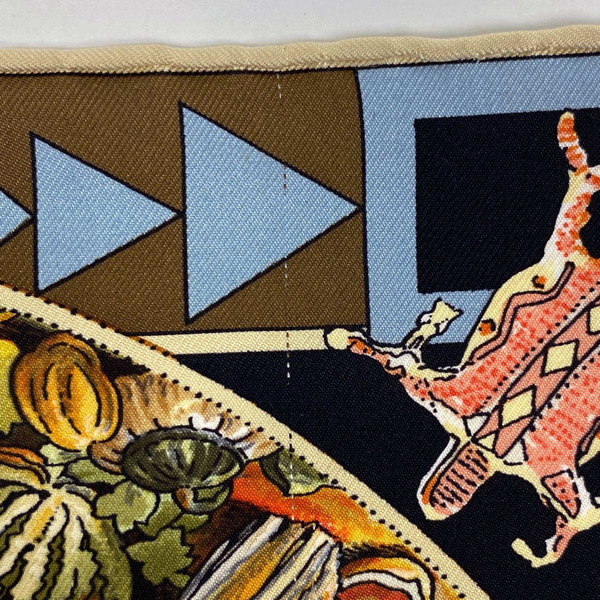 エルメス HERMES カレ 90 LES MYTHOLOGIES DES HOMMES ROUGES 褐色の男 