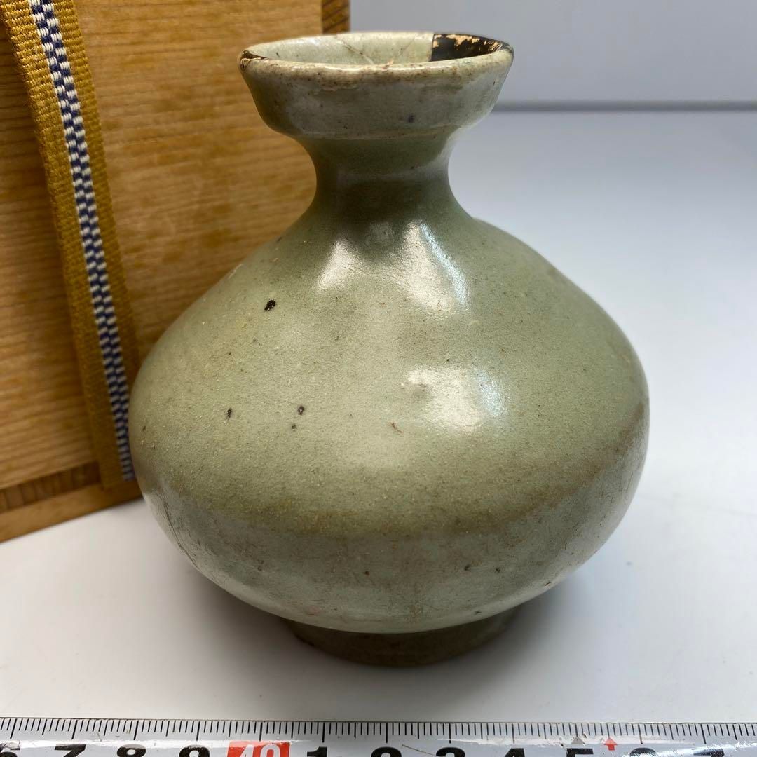 高麗青磁　古代青磁油壺　木箱付　高さ9.5㎝　東Y6-0606②タニト 高麗青磁 古代青磁油壺 木箱付 高さ9.5㎝ 東Y6-0606②タニト