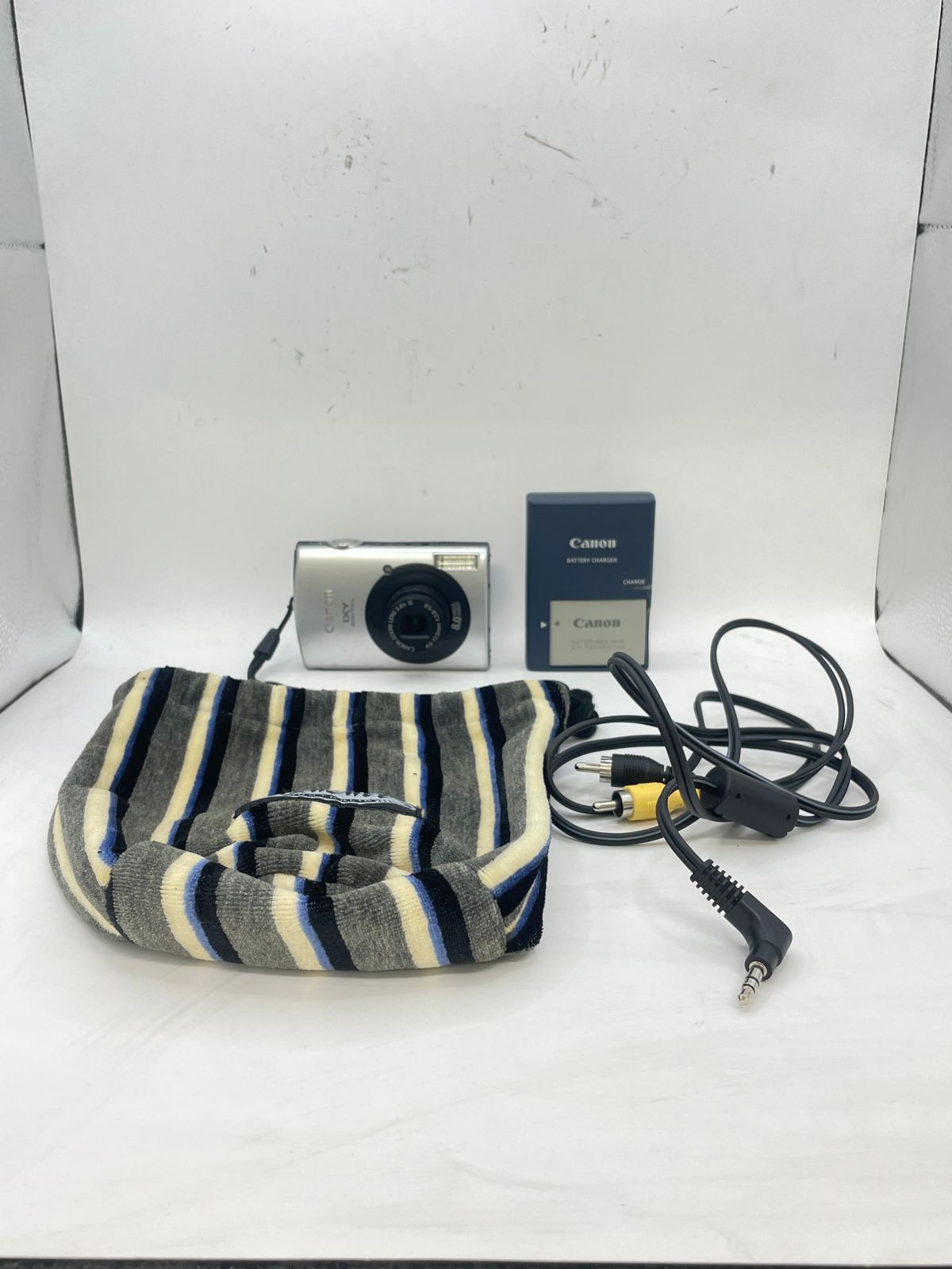 ジャンク品 Canon キャノン IXY DIGITAL 910 IS カメラ コンパクト