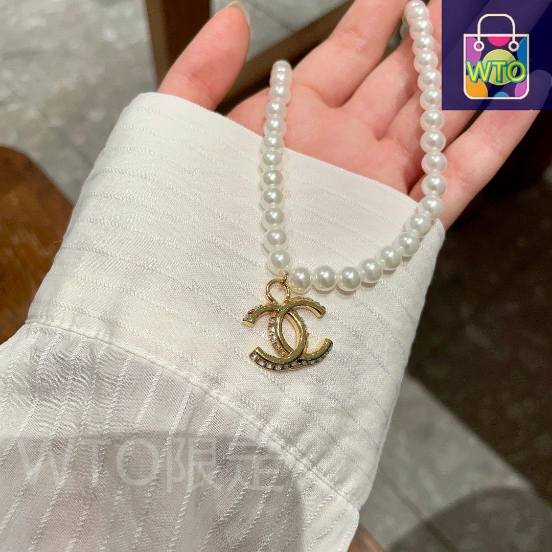 ヴィンテージ アルファベットネックレス